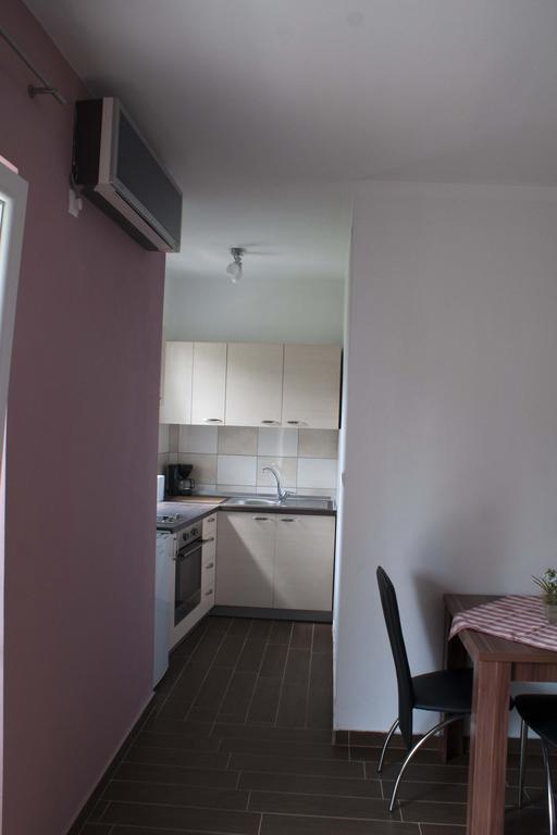 Apartments Martina 比比涅 外观 照片