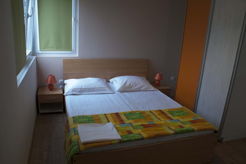 Apartments Martina 比比涅 外观 照片