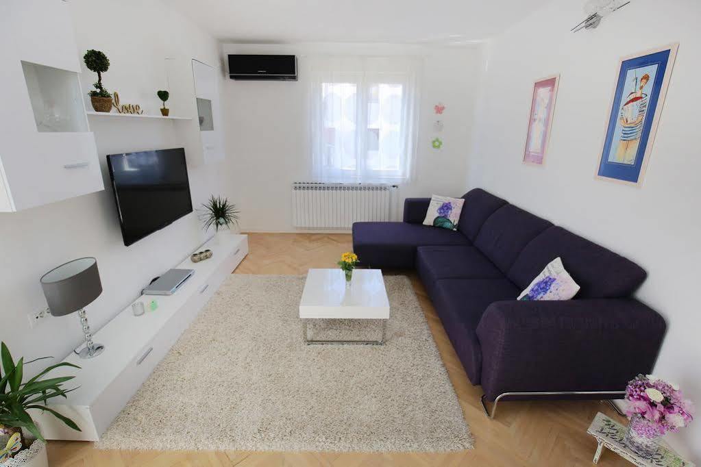 Apartments Martina 比比涅 外观 照片