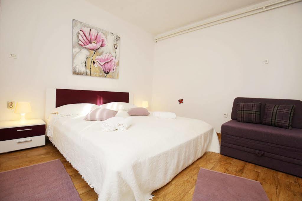 Apartments Martina 比比涅 外观 照片
