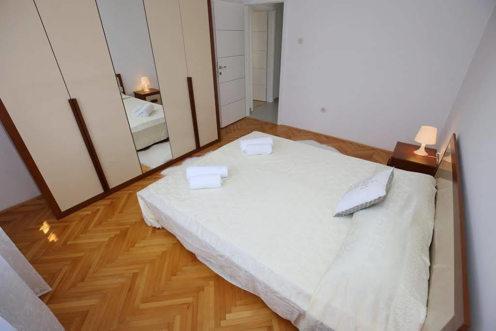 Apartments Martina 比比涅 外观 照片